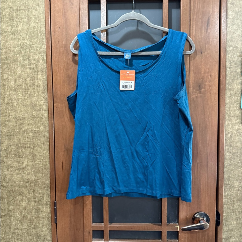 Ripskirt Hawaii Peacock Simple Tank XL NWT
